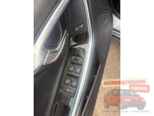 Volvo V60 I 2.4 D6 20V Plug-in Hybrid AWD Sloopvoertuig (2013, Grijs)