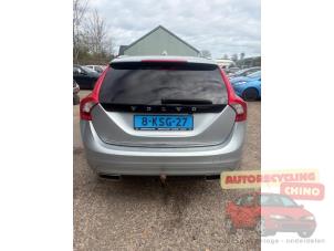 Volvo V60 I 2.4 D6 20V Plug-in Hybrid AWD Sloopvoertuig (2013, Grijs)