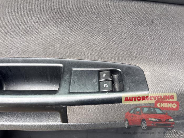 Volkswagen Polo IV 1.2 12V Sloopvoertuig (2006, Grijs)