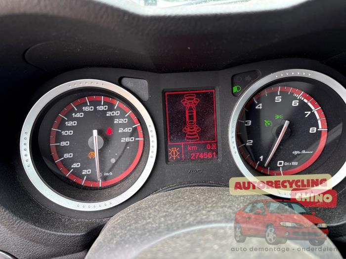 Alfa Romeo 159 Sportwagon 1.8 TBi 16V Sloopvoertuig (2012, Wit)