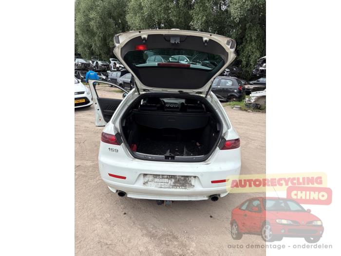 Alfa Romeo 159 Sportwagon 1.8 TBi 16V Sloopvoertuig (2012, Wit)