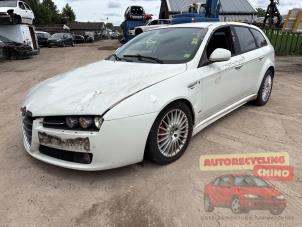 Alfa Romeo 159 Sportwagon 1.8 TBi 16V Sloopvoertuig (2012, Wit)