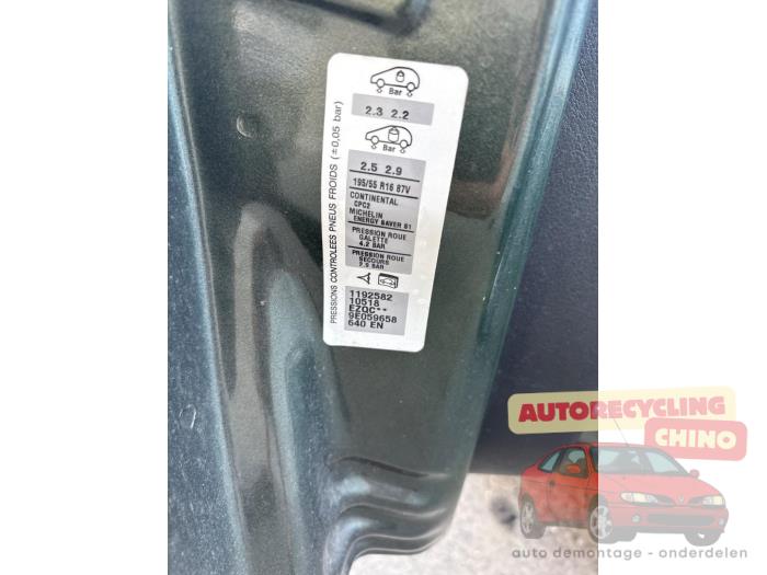 Peugeot 207/207+ 1.6 16V VTRi Sloopvoertuig (2009, Grijs)
