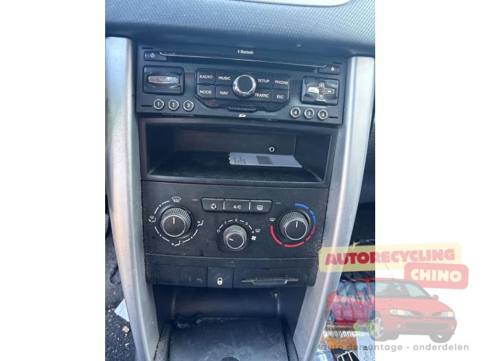 Peugeot 207/207+ 1.6 16V VTRi Sloopvoertuig (2009, Grijs)