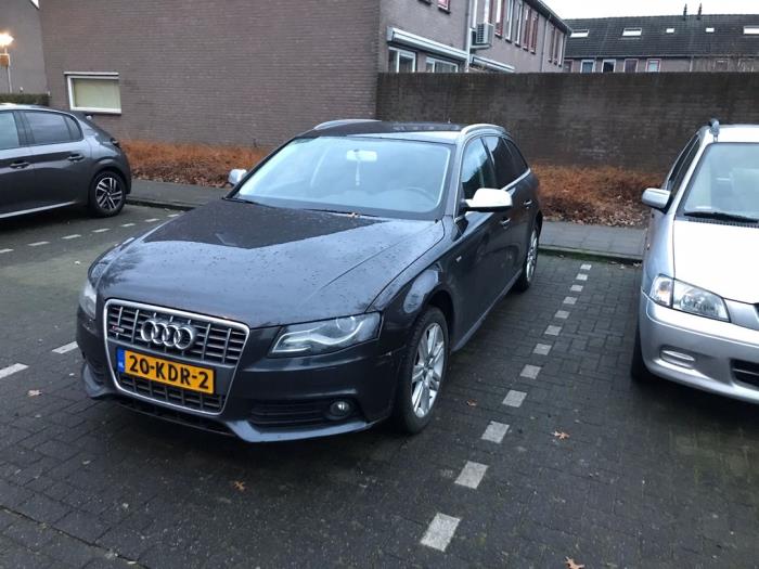 Audi A4 Avant 1.8 TFSI 16V Sloopvoertuig (2009, Grijs)