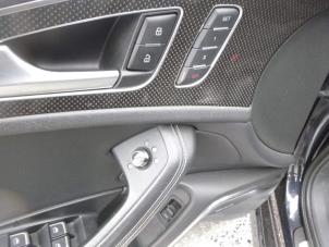 Audi S6 Avant 4.0 V8 TFSI Sloopvoertuig (2012, Blauw)