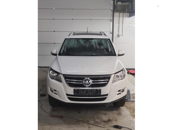 Volkswagen Tiguan 1.4 TSI 16V Sloopvoertuig (2010, Wit)