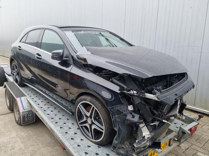Mercedes A 2.0 A-250 Turbo 16V Sloopvoertuig (2012, Zwart)