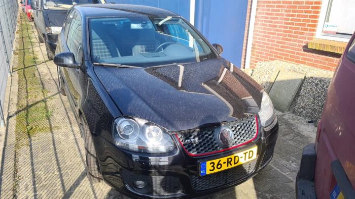Volkswagen Golf V 2.0 GTI 16V Sloopvoertuig (2005, Zwart)