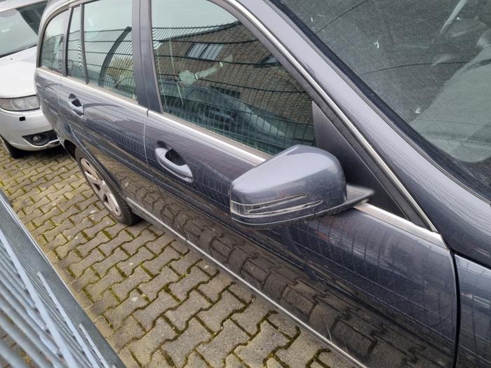 Mercedes C Estate 2.2 C-200 CDI 16V . Sloopvoertuig (2008, Grijs)