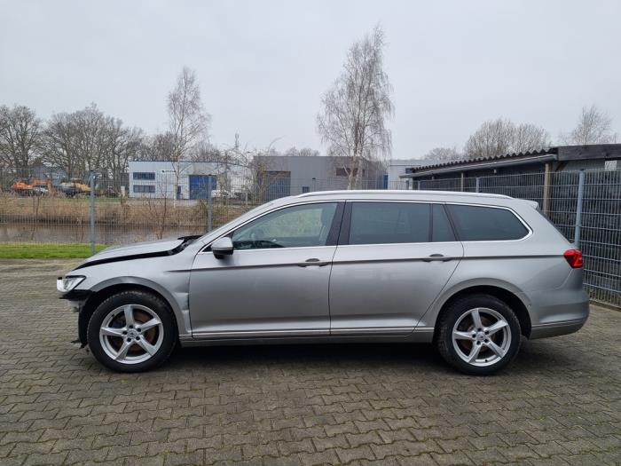 Volkswagen Passat Variant 2.0 TDI 16V 150 Sloopvoertuig (2017, Grijs)