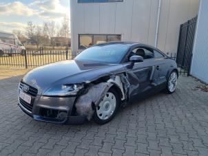 Audi TT 1.8 TFSI 16V Sloopvoertuig (2011, Grijs)