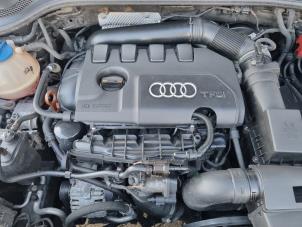 Audi TT 1.8 TFSI 16V Sloopvoertuig (2011, Grijs)