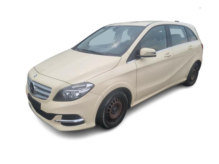 Mercedes B 2.0 B-200 NGD 16V Sloopvoertuig (2014, Beige)