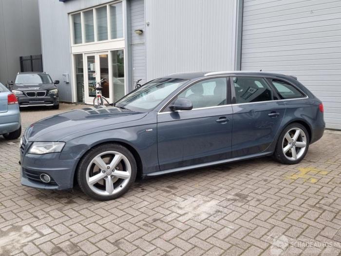 Audi A4 Avant 3.0 TDI V6 24V Quattro Sloopvoertuig (2008, Donker, Grijs)