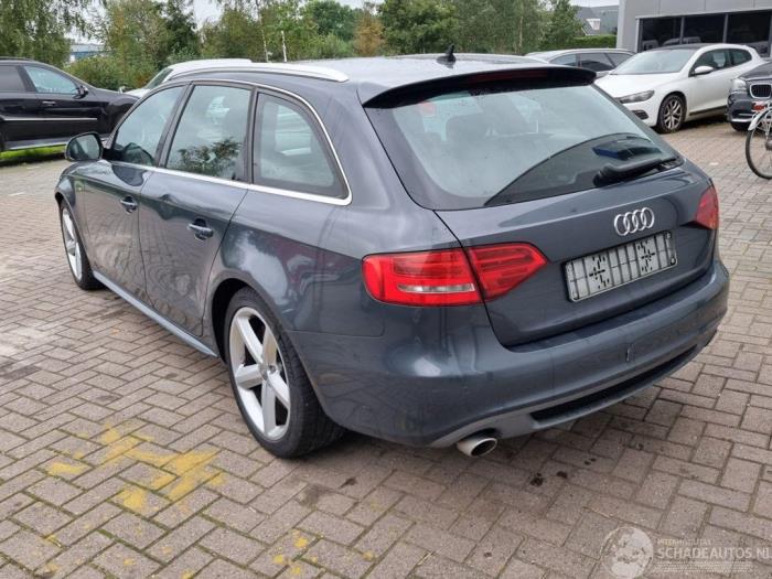 Audi A4 Avant 3.0 TDI V6 24V Quattro Sloopvoertuig (2008, Donker, Grijs)