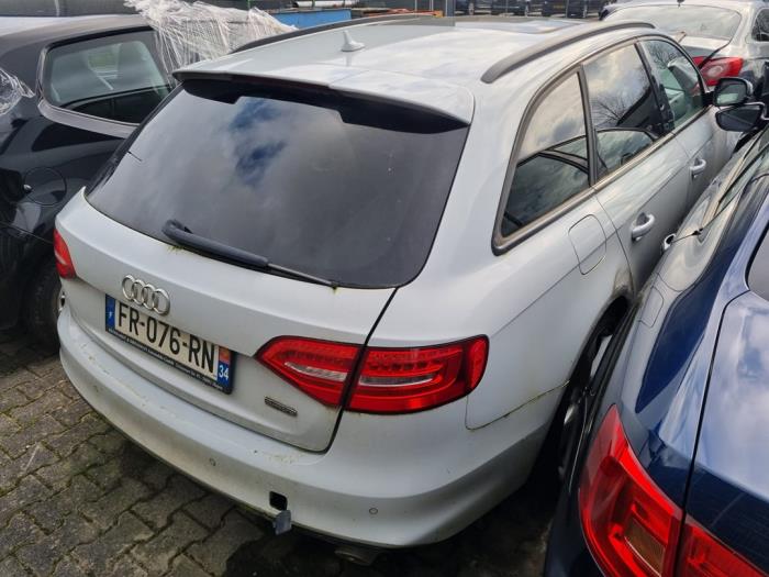 Audi A4 Avant 3.0 TDI 245 V6 24V Quattro Sloopvoertuig (2015, Wit)
