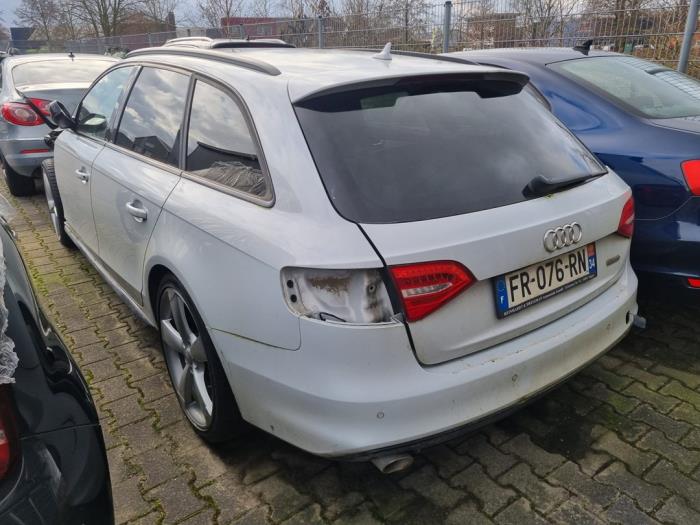 Audi A4 Avant 3.0 TDI 245 V6 24V Quattro Sloopvoertuig (2015, Wit)