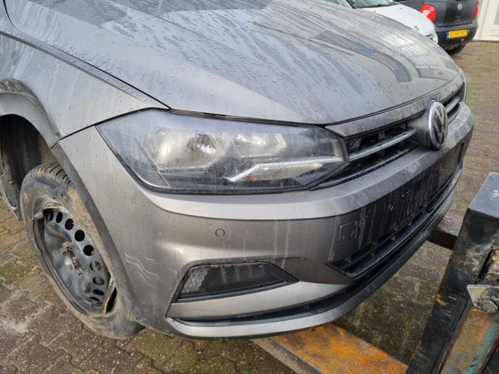 Volkswagen Polo VI 1.0 MPi 12V Sloopvoertuig (2018, Grijs)