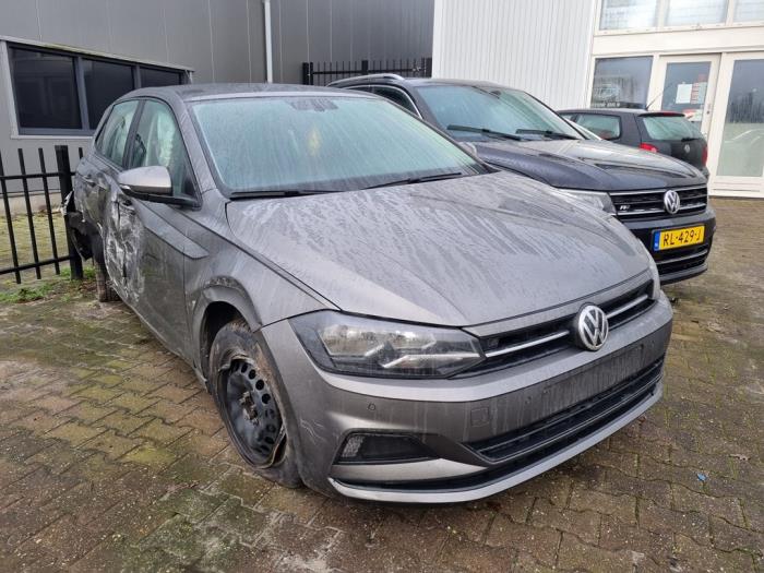 Volkswagen Polo VI 1.0 MPi 12V Sloopvoertuig (2018, Grijs)