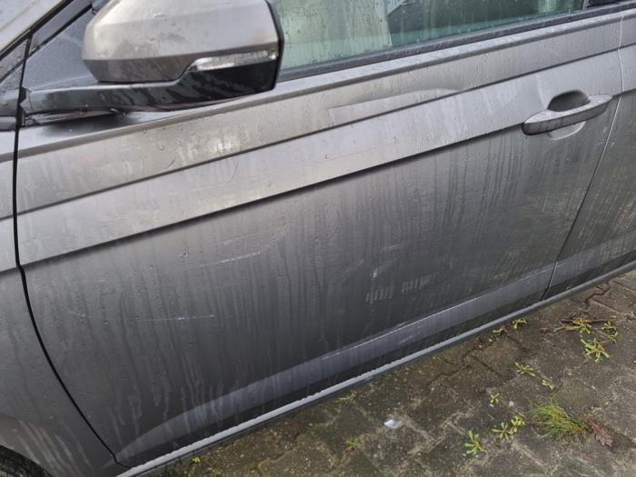 Volkswagen Polo VI 1.0 MPi 12V Sloopvoertuig (2018, Grijs)