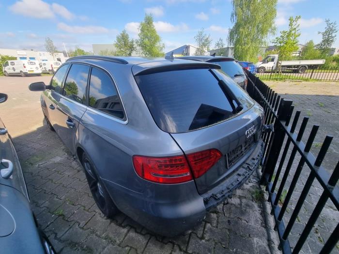 Audi A4 Avant 2.0 TFSI 16V Quattro Sloopvoertuig (2011, Grijs)