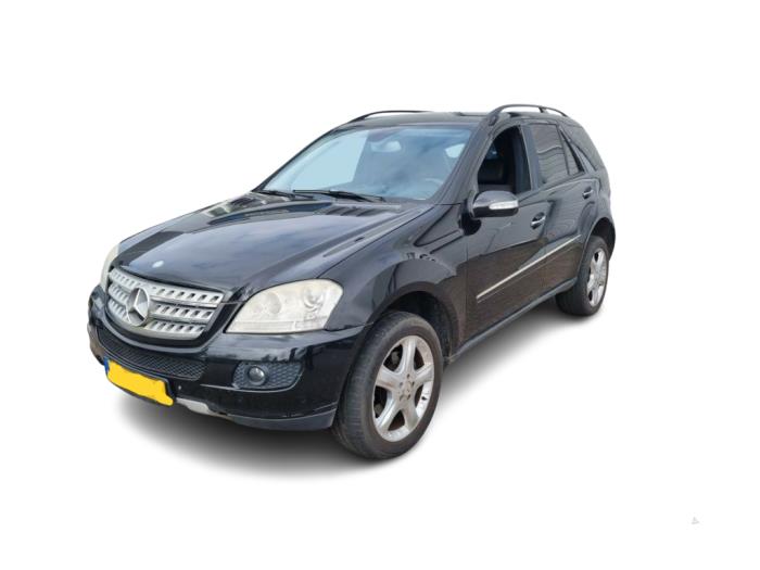 Mercedes ML II 3.0 ML-320 CDI 4-Matic V6 24V Sloopvoertuig (2007, Zwart)