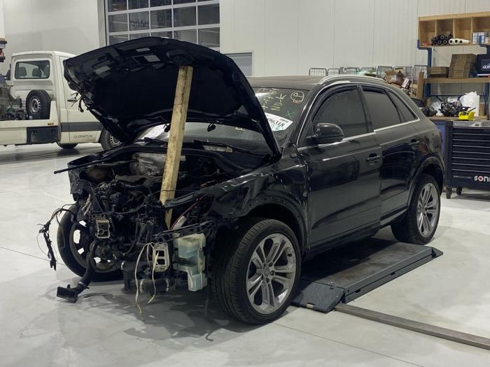 Audi Q3 2.0 16V TFSI 200 Quattro Sloopvoertuig (2014, Zwart)