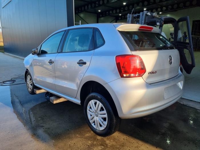 Volkswagen Polo V 1.2 TDI 12V BlueMotion Sloopvoertuig (2011, Zilvergrijs)