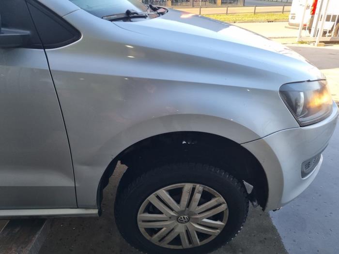 Volkswagen Polo V 1.2 TDI 12V BlueMotion Sloopvoertuig (2011, Zilvergrijs)