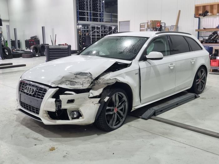 Audi S4 Avant S4 3.0 TFSI V6 24V Sloopvoertuig (2010, Wit)