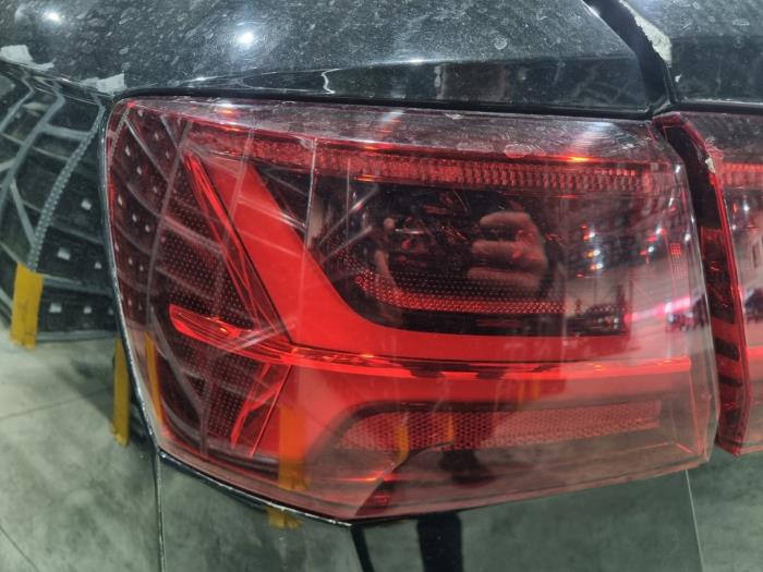 Audi A6 Avant 3.0 TDI V6 24V biturbo Quattro Sloopvoertuig (2017, Zwart)