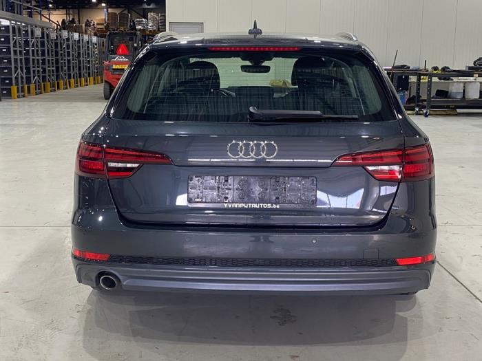 Audi A4 Avant 2.0 TDI Ultra 16V Sloopvoertuig (2018, Grijs)