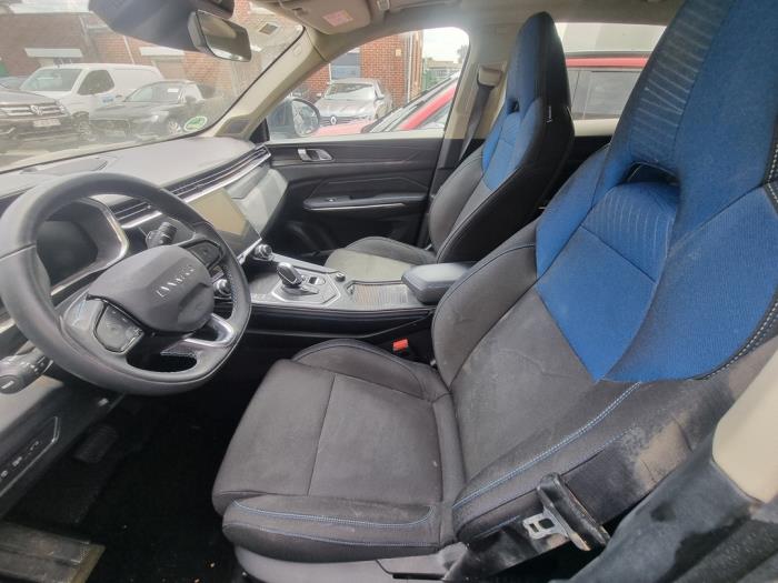 Lynk & Co 01 1.5 PHEV Sloopvoertuig (2022, Zwart)