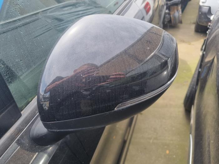 Lynk & Co 01 1.5 PHEV Sloopvoertuig (2022, Zwart)