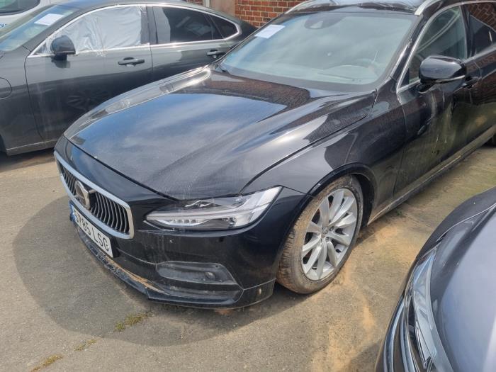 Volvo V90 II 2.0 B4 16V Mild Hybrid Sloopvoertuig (2021, Zwart)
