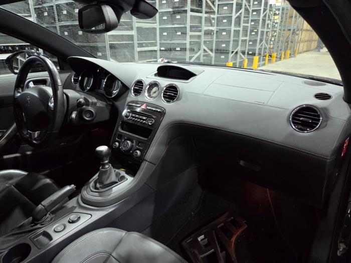 Peugeot RCZ 1.6 16V THP Sloopvoertuig (2010, Zwart)