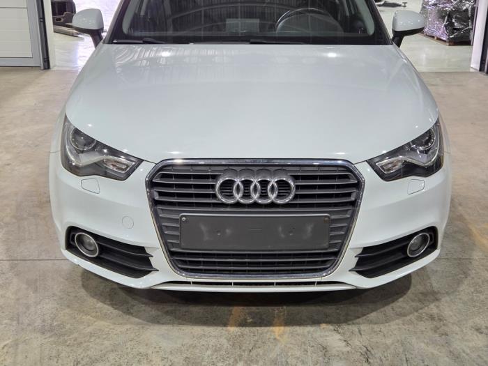 Audi A1 Sportback 1.6 TDI 16V Sloopvoertuig (2013, Wit)