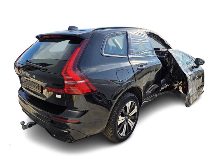 Volvo XC60 II 2.0 T6 16V Recharge, Twin Engine AWD Sloopvoertuig (2024, Zwart)