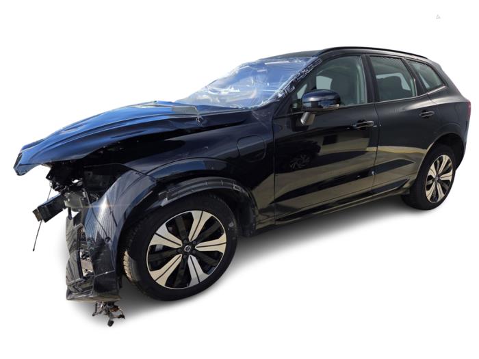 Volvo XC60 II 2.0 T6 16V Recharge, Twin Engine AWD Sloopvoertuig (2024, Zwart)