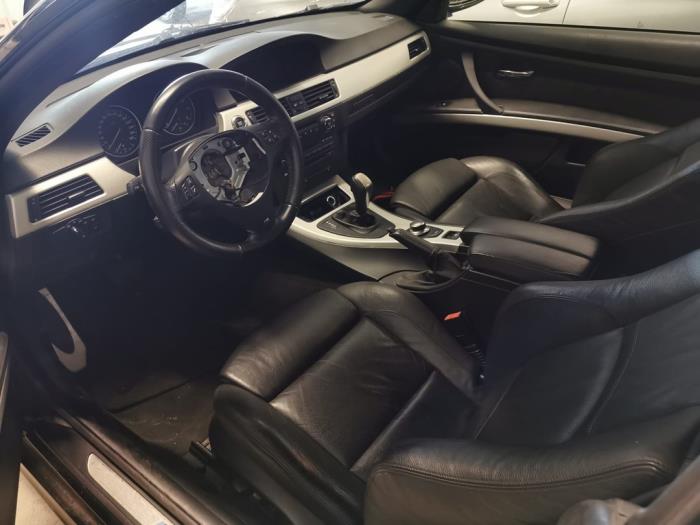 BMW 3 serie 335i 24V Sloopvoertuig (2007, Metallic, Zwart)