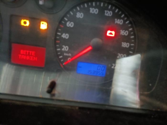 Volkswagen Transporter T5 2.5 TDi Sloopvoertuig (2005, Metallic, Zilvergrijs)