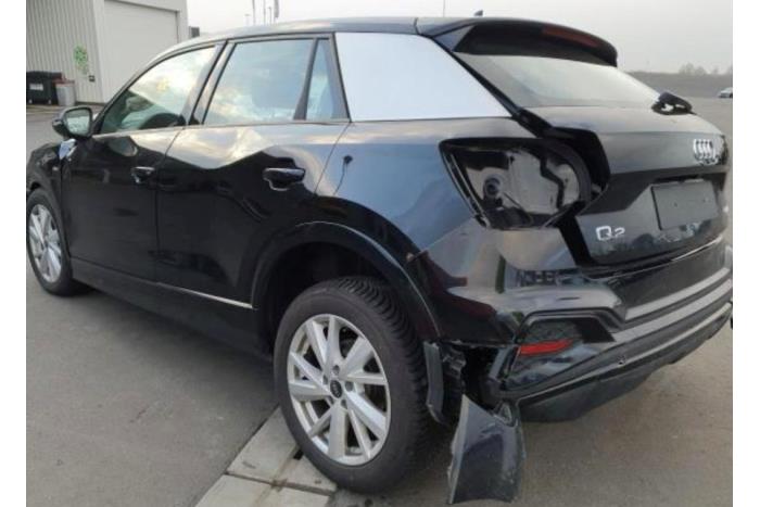 Audi Q2 Sloopvoertuig (2024, Metallic, Zwart)