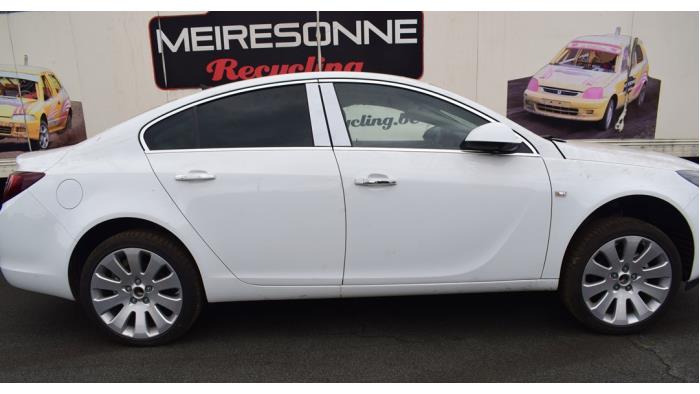 Opel Insignia 1.6 CDTI 16V Sloopvoertuig (2016, Wit)