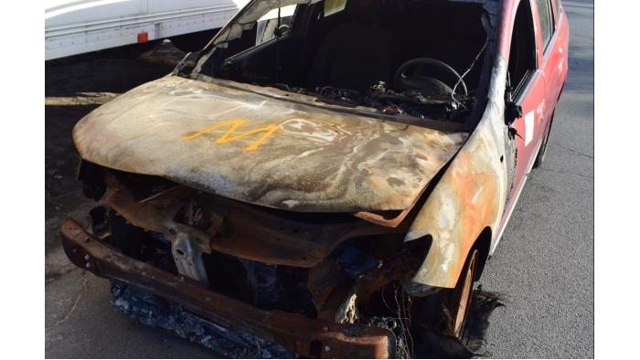 Dacia Logan MCV II/Sandero Wagon 1.5 dCi 90 Sloopvoertuig (2015, Rood)