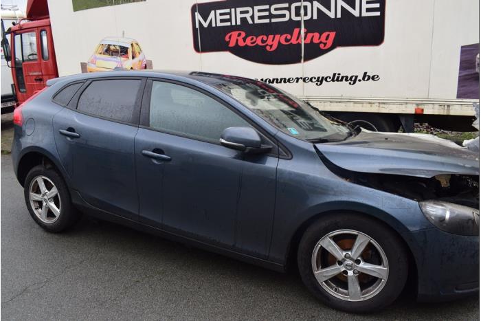 Volvo V40 2.0 D2 16V Sloopvoertuig (2017, Blauw)
