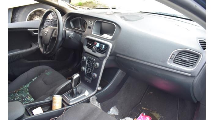 Volvo V40 2.0 D2 16V Sloopvoertuig (2017, Blauw)