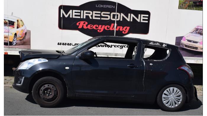 Suzuki Swift 1.2 16V Sloopvoertuig (2015, Zwart)