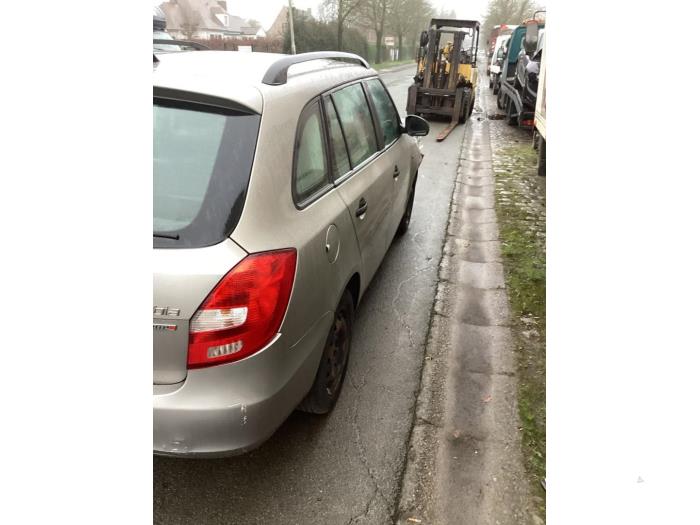 Skoda Fabia II Combi 1.2i 12V Sloopvoertuig (2012, Beige)