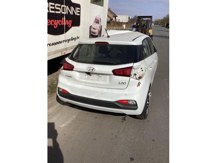 Hyundai i20 1.2i 16V Sloopvoertuig (2020, Wit)